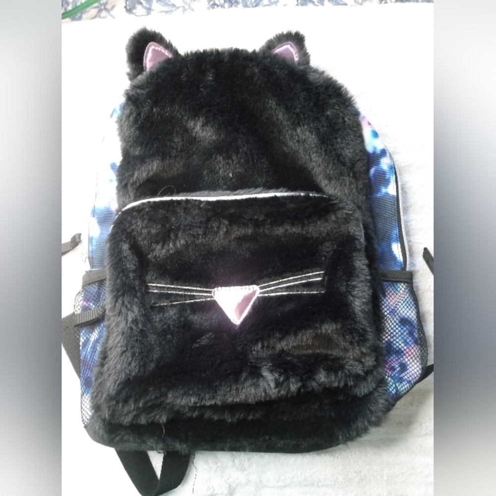 3/$10 Item! Faux Fur Kitty Backpack